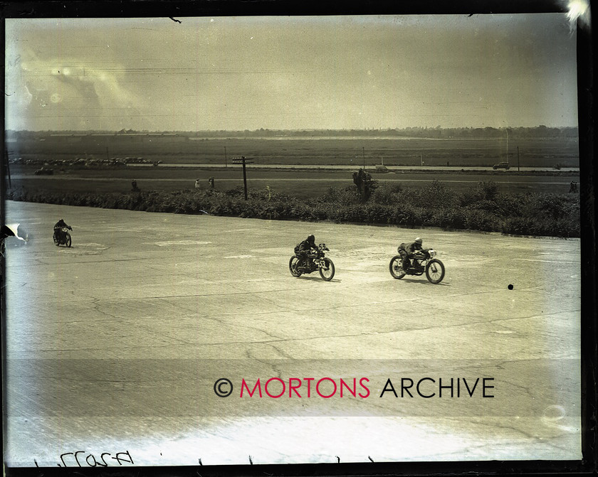 036 brooklands 09 
 Brooklands 1923. 
 Keywords: June 2011, Mortons Archive, Mortons Media Group, Straight from the plate, The Classic MotorCycle