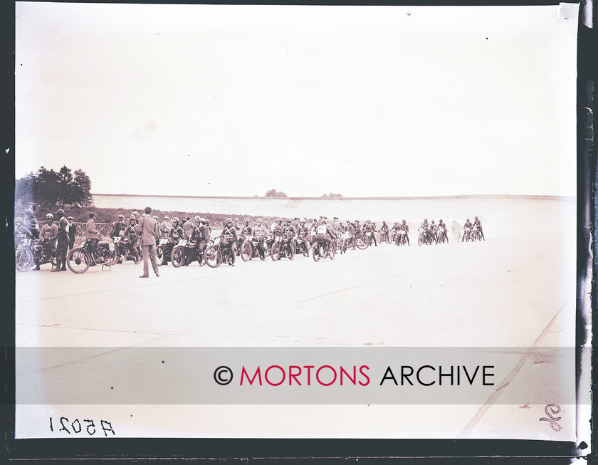 FRENCH GP 1925 10 
 The 1925 French Grand Prix 
 Keywords: Mortons Archive, Mortons Media Group, Sept 11, Straight from the plate, The Classic MotorCycle
