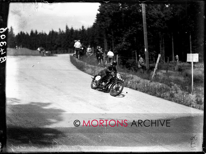 B4306 
 1930 German Grand Prix. Nurburgring. 
 Keywords: 1930, B4306, german, german grand prix, germany, glass plate, grand prix, Mortons Archive, Mortons Media Group Ltd, nurburgring, racing, Straight from the plate, The Classic Motorcycle
