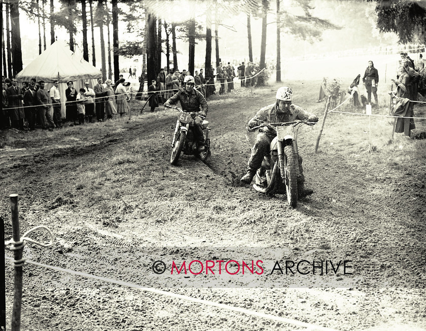 062 SFTP 06 
 Shrubland Park Scramble, August 1956. 
 Keywords: 2012, Glass plate, June, Mortons Archive, Mortons Media Group, Scramble, Straight from the plate, The Classic MotorCycle
