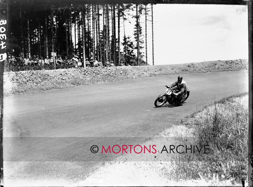 B4308 
 1930 German Grand Prix. Nurburgring. 
 Keywords: 1930, B4308, german, german grand prix, germany, glass plate, grand prix, Mortons Archive, Mortons Media Group Ltd, nurburgring, racing, Straight from the plate, The Classic Motorcycle