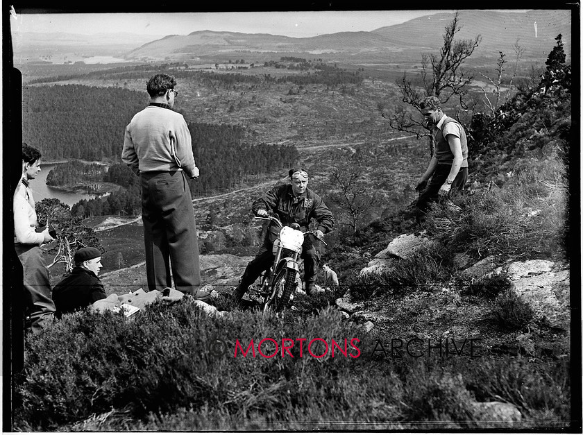 Scot 6 day 53  001 
 Scottish Six Day Trial 1953 - Peter Hammond (498cc Triumph) 
 Keywords: Classic Issues - Feet up in the 50s, Glass plate, Mortons Archive, Mortons Media Group, Off road