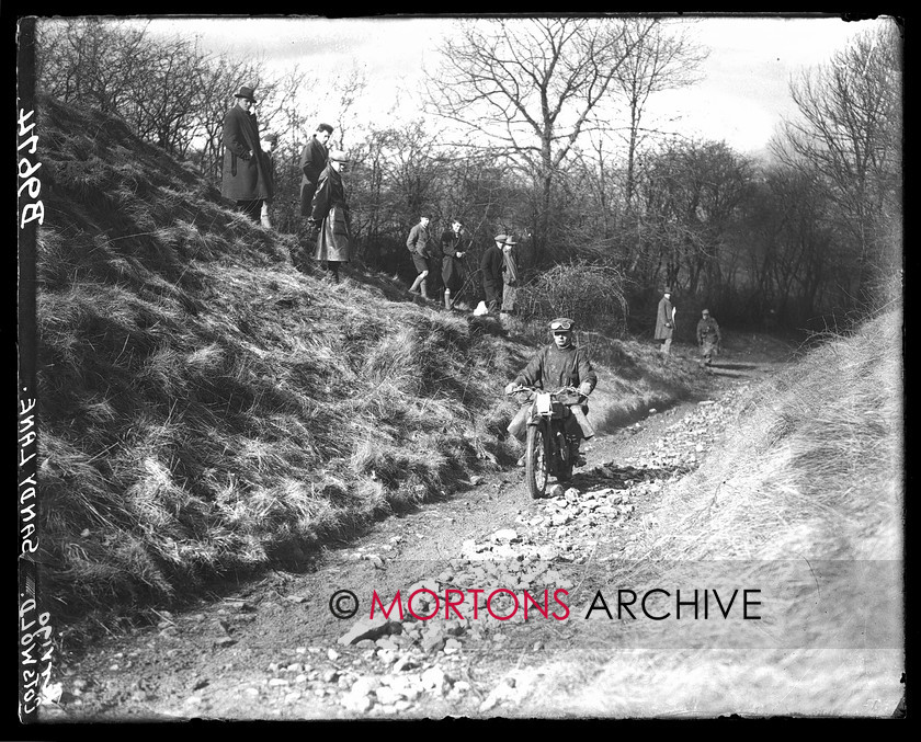 B9674 
 1933 Cotswold Cup Trial. Overall winner Bert Perrigo, aboard his BSA, photographed at Sandy Lane. 
 Keywords: 1933, B9674, cotswold, cotswold cup trial, glass plate, Mortons Archive, Mortons Media, Straight from the plate, The Classic Motorcycle, trial