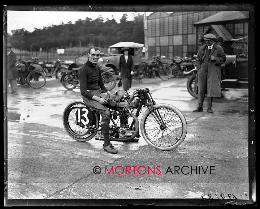 A2132 
 British Motor Cycle Racing Club's 5th monthly meeting, Brooklands 1923. 
 Keywords: 1923, 5th meeting, A2132, bmcrc, brooklands, December 2009, glass plate, Straight from the plate, The Classic Motorcycle