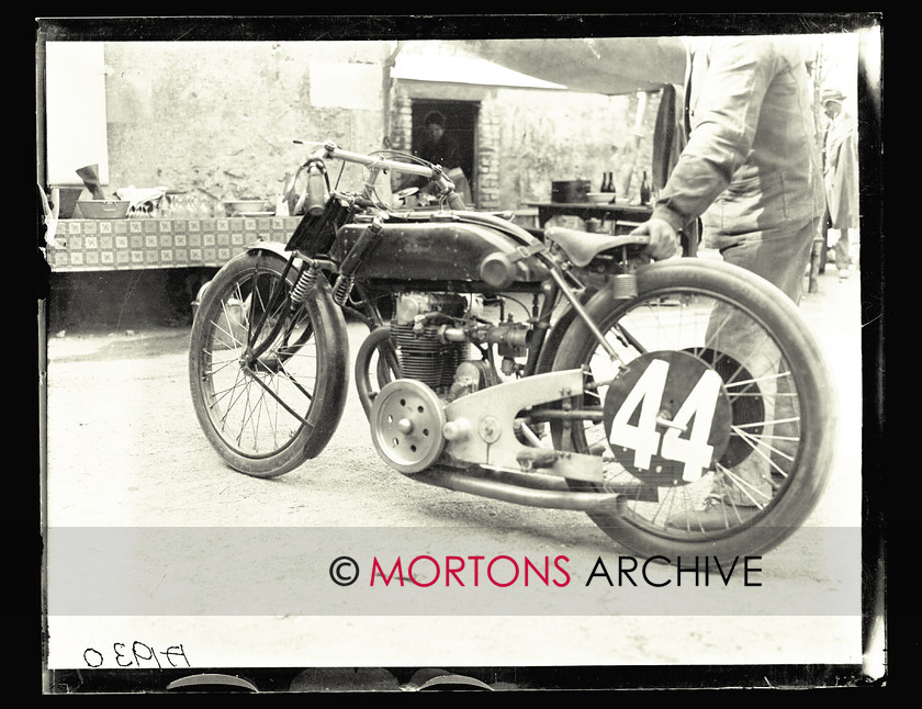 047 SFTP Jan 2014 10 Copy 
 1923 Grand Prix - 
 Keywords: 1923, French Grand Prix, Glass Plates, January, Mortons Archive, Mortons Media Group Ltd, Straight from the plate, The Classic MotorCycle