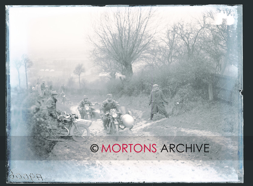 CARDIFF-LEICESTER 1928 03 
 H Grainger (Ariel sc) and R S Bevan (Ariel sc) making good climbs of Bushcoombe Hill. 
 Keywords: 1928 Cardiff - Leicester - Cardiff trial, 2011, Mortons Archive, Mortons Media Group, November, Straight from the plate, The Classic MotorCycle