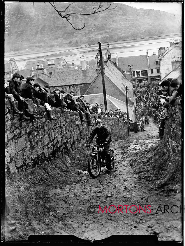 Scot 6 day 54  027 
 Scottish Six Day Trial 1954 - Peter Stirland (James) 
 Keywords: Classic Issues - Feet up in the 50s, Glass plate, Mortons Archive, Mortons Media Group, Off road