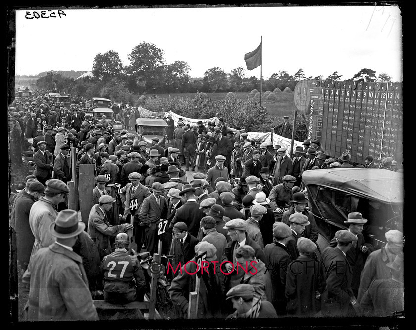 059 SFTP 05 
 Glass plates - The 1925 Ulster Grand Prix 
 Keywords: 1925, December, Mortons Archive, Mortons Media Group Ltd, Motor Cycle, Racing, Straight from the plate, The Classic MotorCycle, Ulster GP
