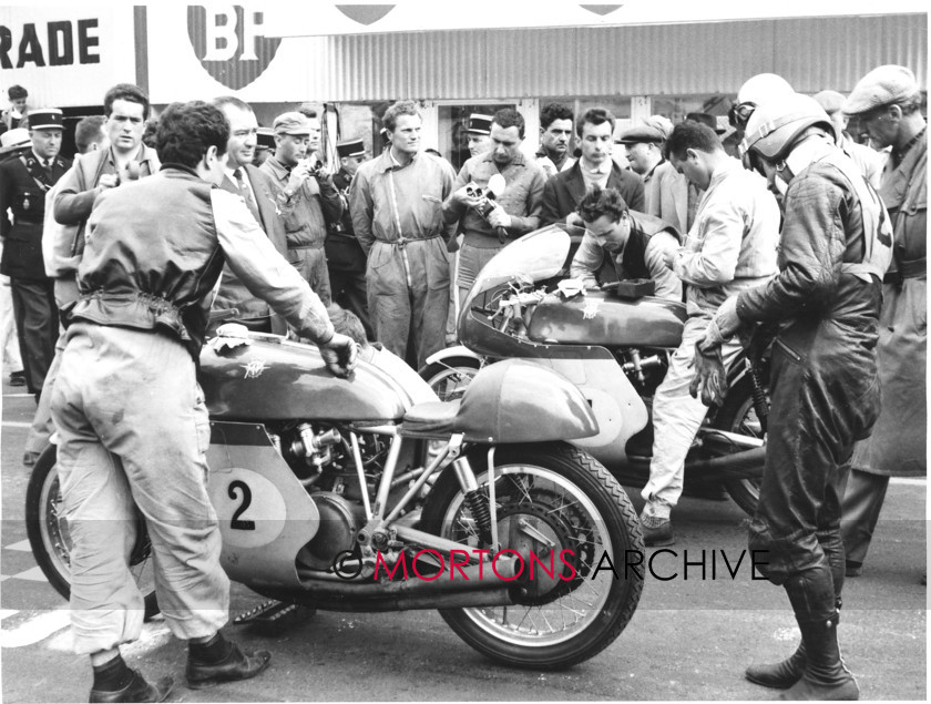 MV 07 
 Scene from the 196 French GP. A new frame was debuted that race. 
 Keywords: Mortons Archive, Mortons Media Group, MV