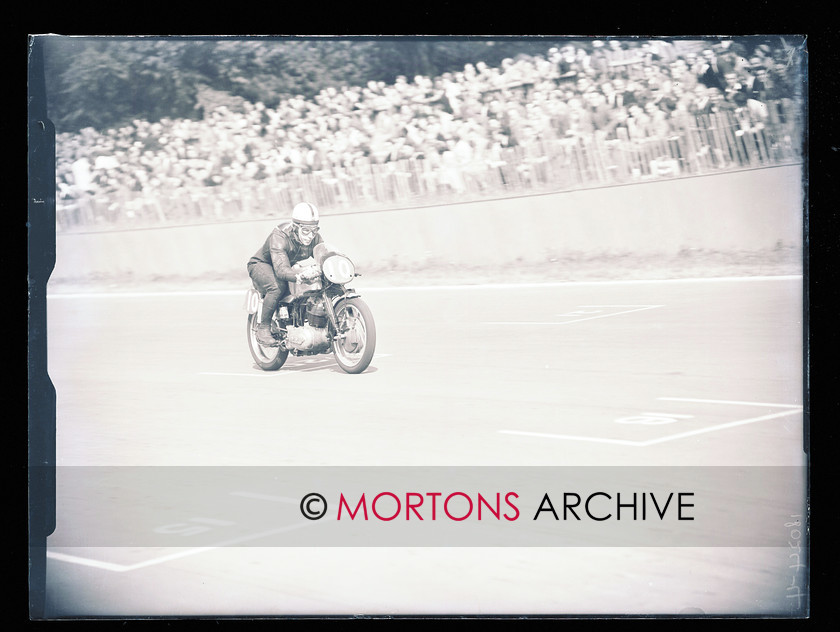 053 SFTP 9 
 Crystal Palace , August 1957 - John Surtees 
 Keywords: 2014, Crystal Palace, Glass plates, Mortons Archive, Mortons Media Group Ltd, November, Straight from the plate, The Classic MotorCycle