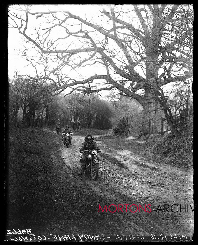 B9662 
 1933 Cotswold Cup Trial. 
 Keywords: 1933, B9662, cotswold, cotswold cup trial, glass plate, Mortons Archive, Mortons Media, Straight from the plate, The Classic Motorcycle, trial