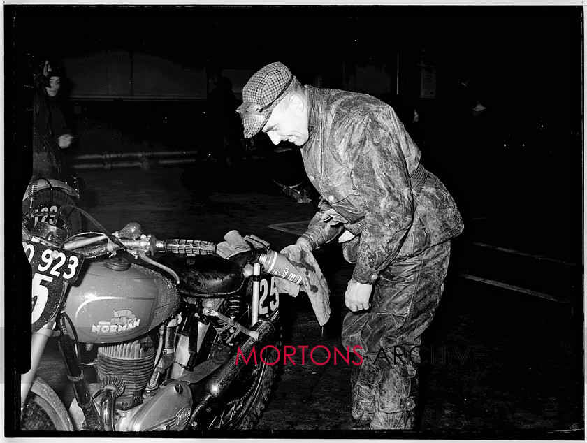 Scot 6 day 54  002 
 Scottish Six Day Trial 1954 - Karl Pugh 
 Keywords: Classic Issues - Feet up in the 50s, Glass plate, Mortons Archive, Mortons Media Group, Off road
