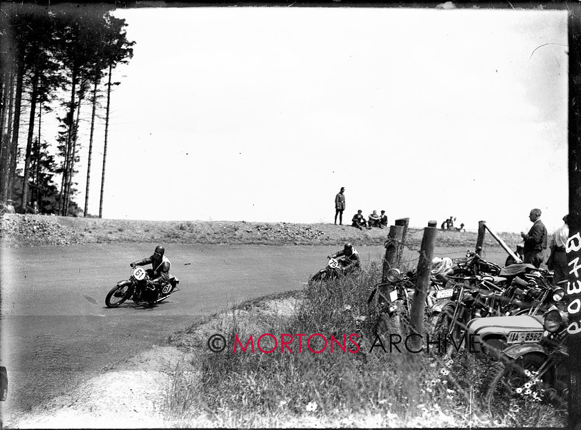 B4309 
 1930 German Grand Prix. Nurburgring. 
 Keywords: 1930, B4309, german, german grand prix, germany, glass plate, grand prix, Mortons Archive, Mortons Media Group Ltd, nurburgring, racing, Straight from the plate, The Classic Motorcycle