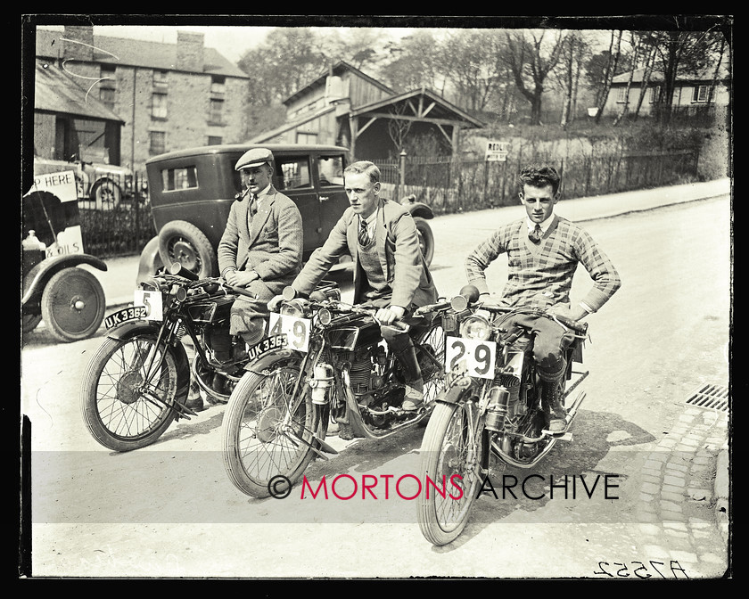 045 SFTP 04 
 ACU's Six Day Stock Machine Trial - 1927 - 
 Keywords: Glass Plates, Mortons Archive, Mortons Media Group Ltd, November, Straight from the plate