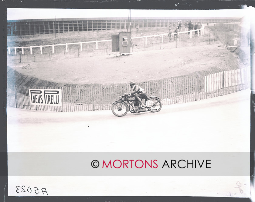 FRENCH GP 1925 08 
 The 1925 French Grand Prix 
 Keywords: Mortons Archive, Mortons Media Group, Sept 11, Straight from the plate, The Classic MotorCycle