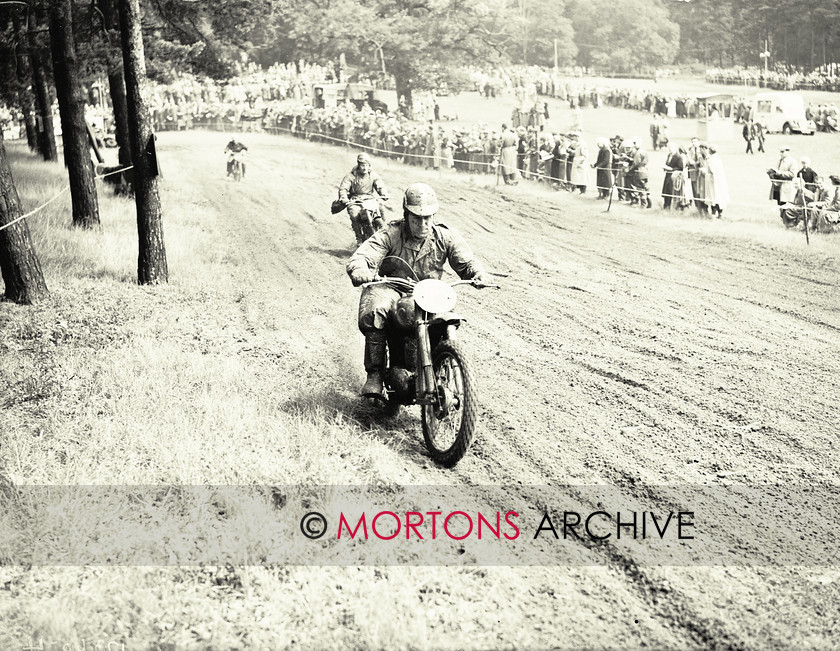 062 SFTP 04 
 Shrubland Park Scramble, August 1956. 
 Keywords: 2012, Glass plate, June, Mortons Archive, Mortons Media Group, Scramble, Straight from the plate, The Classic MotorCycle