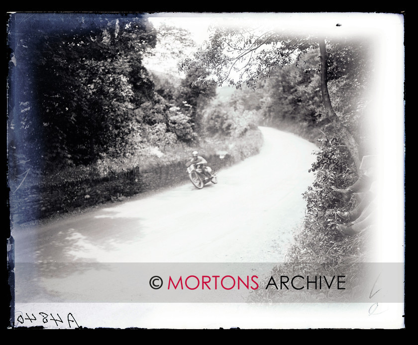 062 SFTP 11 1925 IOM Junior TT 
 1925 Junior TT - 
 Keywords: Glass plate, Isle of Man, Junior TT, Mortons Archive, Mortons Media Group, September, Straight from the plate, The Classic MotorCycle