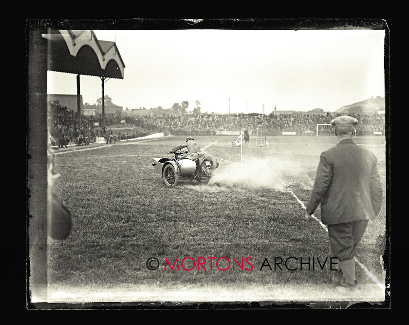 062 SFTP 03 
 Thrills, spills and new world records Brooklands, 1927. 
 Keywords: 2014, Glass plates, July, Mortons Archive, Mortons Media Group Ltd, Straight from the plate, The Classic MotorCycle