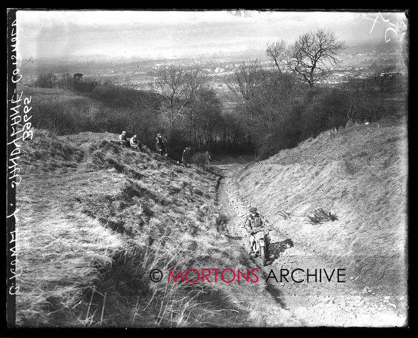B9665 
 1933 Cotswold Cup Trial. 
 Keywords: 1933, B9665, cotswold, cotswold cup trial, glass plate, Mortons Archive, Mortons Media, Straight from the plate, The Classic Motorcycle, trial