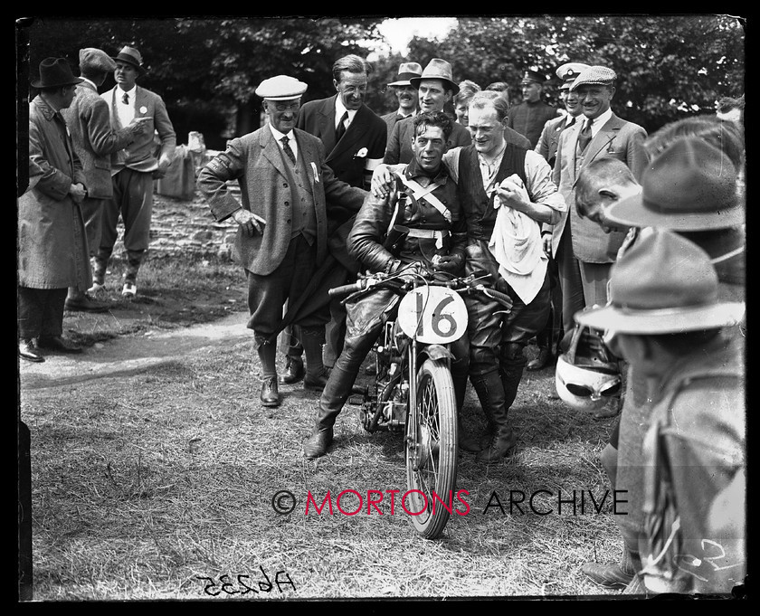 A6235 
 TT Junior/Lightweight 1926. 
 Keywords: 1926, a6235, glass plate, isle of mann, junior, lightweight, Mortons Archive, Mortons Media Group Ltd, Straight from the plate, the classic motorcycle