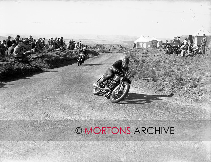 15198-8 
 Eppynt Road Race 1953. 
 Keywords: 15198-8, 19, 1953, 26, April 2010, eppynt road race, glass plate, m ajs, may, r jones, race 5, racing, road, road race, snow, Straight from the plate, tcm, The Classic Motorcycle, triumph
