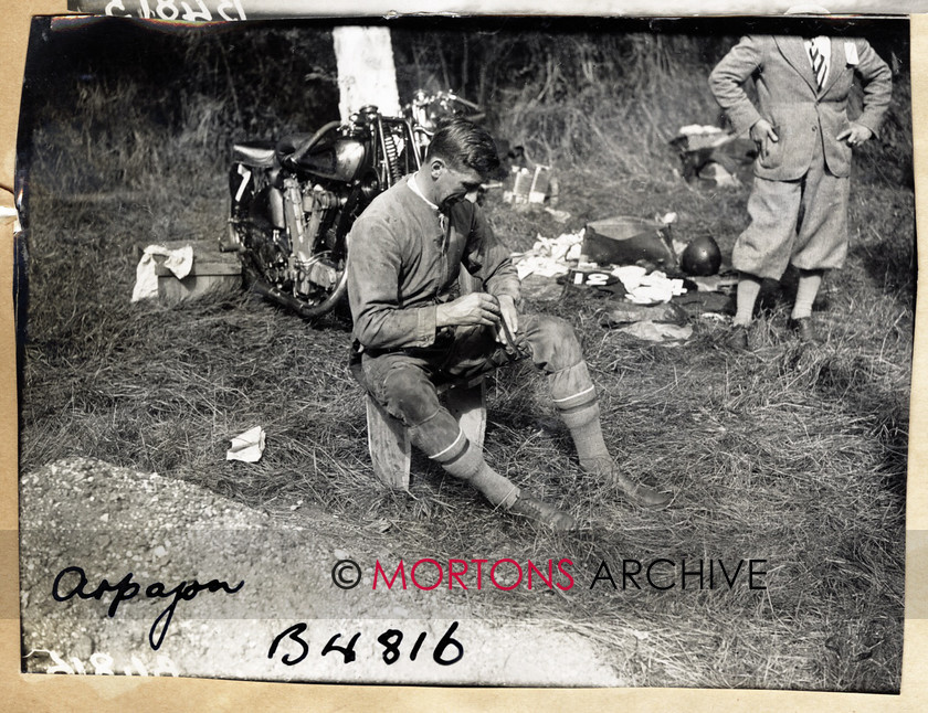 064 SFTP SMALL 1 
 Record breakers, Arpajon August 1930 - 
 Keywords: 2012, December, Mortons Archive, Mortons Media Group, Straight from the plate, The Classic MotorCycle