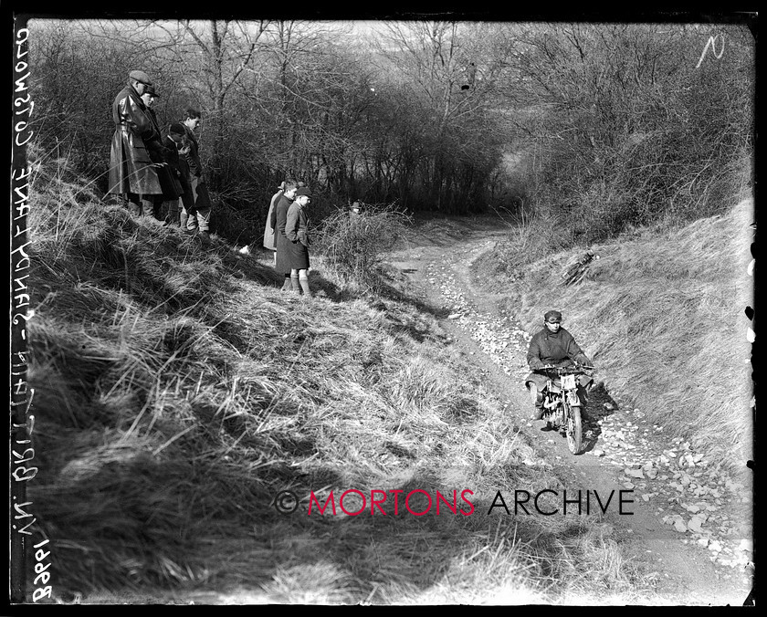 B9661 
 1933 Cotswold Cup Trial. 
 Keywords: 1933, B9661, cotswold, cotswold cup trial, glass plate, Mortons Archive, Mortons Media, Straight from the plate, The Classic Motorcycle, trial