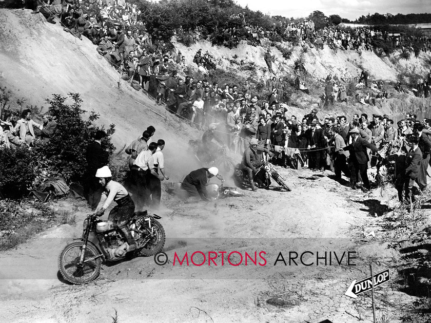 032-Archive-April-2013 
 North v South, July 1946 
 Keywords: 2013, April, Archive picture, Mortons Archive, Mortons Media Group, The Classic MotorCycle