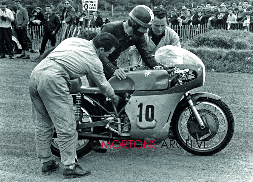 Agostini-019 
 From the Nick Nicholls Collection - Giacomo Agostini & Vittorio Carruana with the 500cc MV-3.