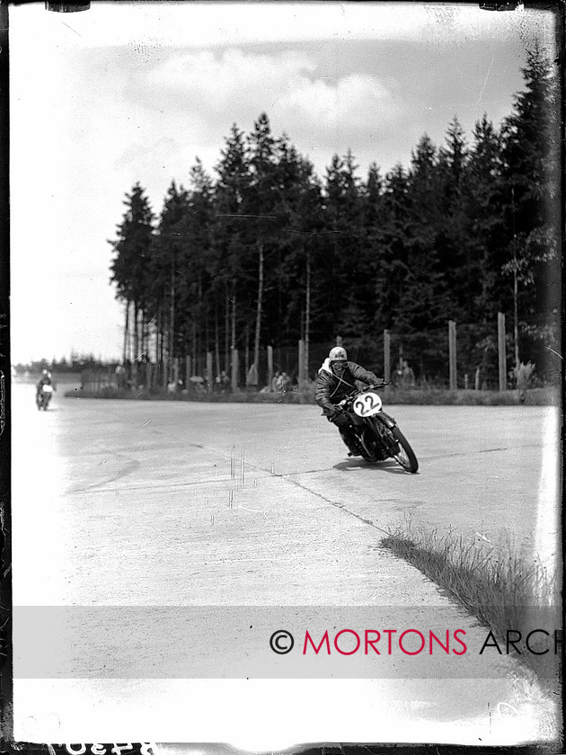 B4307 
 1930 German Grand Prix. Nurburgring. 
 Keywords: 1930, B4307, german, german grand prix, germany, glass plate, grand prix, Mortons Archive, Mortons Media Group Ltd, nurburgring, racing, Straight from the plate, The Classic Motorcycle