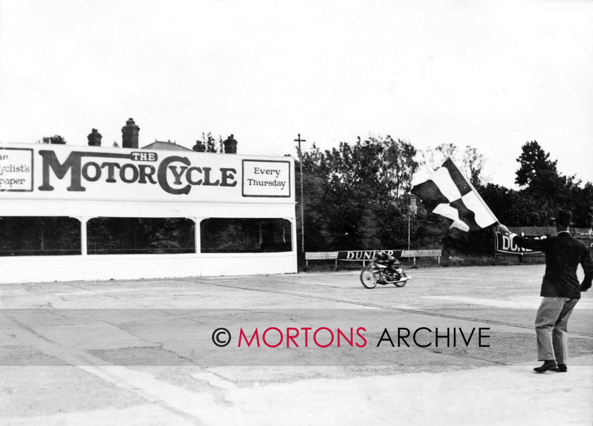 016 Brooklands 1930 05 
 Brooklands 1930 - Duncan flashes across the line to win race five. His winning speed was 95.05mph. Freddie Barnes was the flagman. 
 Keywords: 1930, Brooklands, Mortons Archive, Mortons Media Group Ltd, Straight from the plate
