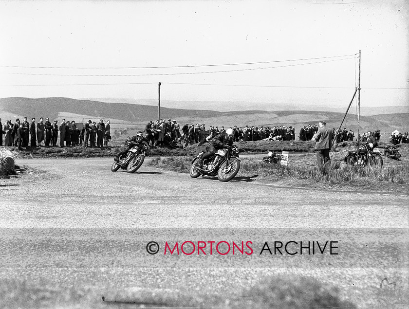 15198-21 
 Eppynt Road Race 1953. 
 Keywords: 15, 15198-21, 1953, 26, April 2010, bsa, eppynt road race, glass plate, may, r thompson, race 1, racing, road, road race, s heinzie, Straight from the plate, tcm, The Classic Motorcycle