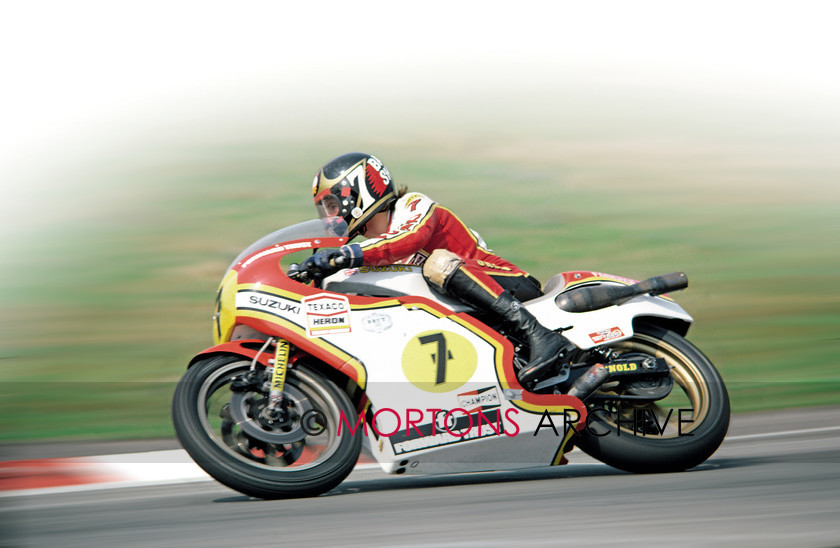 B 015 
 Cockney Rebel - Barry Sheene - At the peak of his powers - on the RG500, 1977. 
 Keywords: 2012, Barry Sheene, Bookazine, Classic British Legends, Mortons Archive, Mortons Media Group