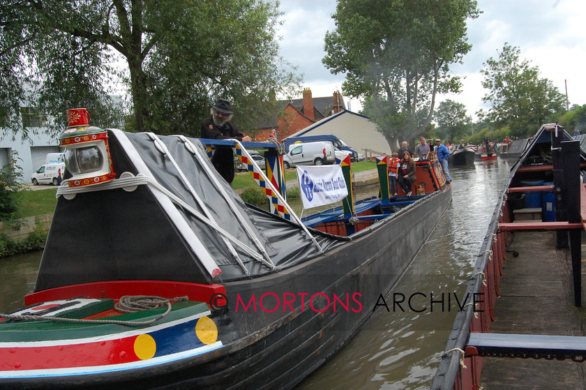 Braunston rally 2014 (105) 
 Please enjoy our album of photos from the Braunston Historic Narrowboat Rally and Canal Festival over the weekend of June 28-29, 2014. The annual event at Braunston Marina was preceded by a Centennial Tribute to the Fallen of Braunston in the First World War which took place at Braunston War Memorial and was led by the Rev Sarah Brown with readings by Timothy West and Prunella Scales. Visitors to the rally also included Canal & River Trust chairman Tony Hales on Saturday and chief executive Richard Parry on Sunday. 
 Keywords: 2014, Braunston Rally, June, Mortons Archive, Mortons Media Group Ltd, Towpath Talk