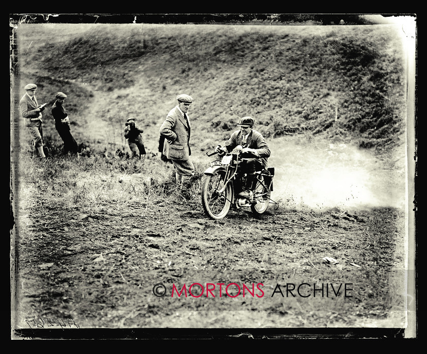 047 SFTP 01 
 The Southern Scott Scramble, March 1925 
 Keywords: 2014, February, Glass Plates, Mortons Archive, Mortons Media Group Ltd, Straight from the plate, The Classic MotorCycle