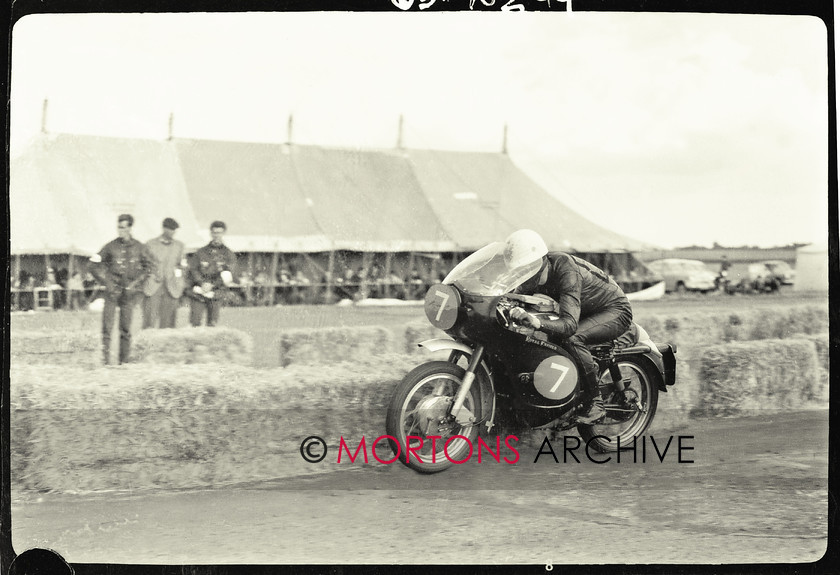 062 glass plate 03 
 Thruxton 500, June 1963 
 Keywords: 1963, 2013, Glass plate, June, Mortons Archive, Mortons Media Group, Straight from the plate, The Classic MotorCycle, Thruxton 500 mile race