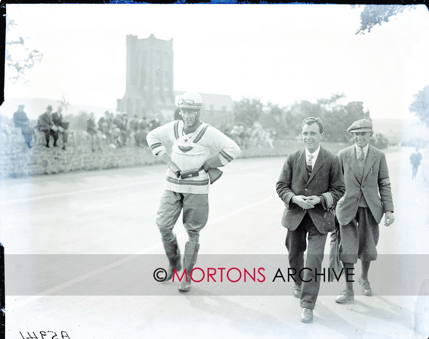 062 Plate 09 
 1925 Amateur TT 
 Keywords: 1925, Amateur TT, Glass plate, Mortons Archive, Mortons Media Group, Straight from the plate