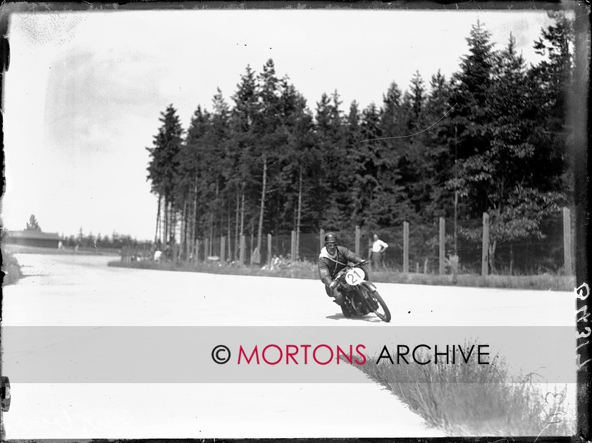 B4317 
 1930 German Grand Prix. Nurburgring. 
 Keywords: 1930, B4317, german, german grand prix, germany, glass plate, grand prix, Mortons Archive, Mortons Media Group Ltd, nurburgring, racing, Straight from the plate, The Classic Motorcycle