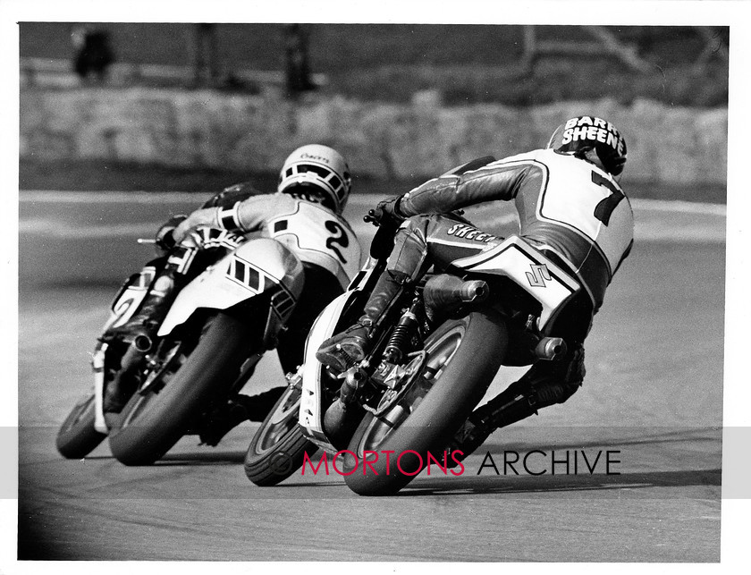 B 016 
 Cockney Rebel - Barry Sheene - Early encounter with the nemesis - chasing Kenny Roberts in '77. 
 Keywords: 2012, Barry Sheene, Bookazine, Classic British Legends, Mortons Archive, Mortons Media Group