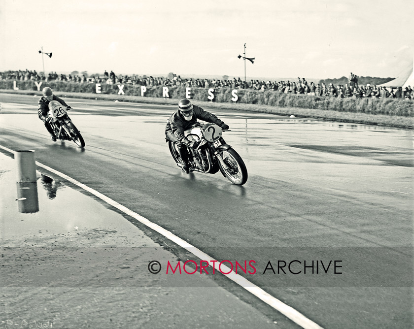 SFTP 1954 Hutchinson 100 02 
 1954 Hutchinson 100 held at a wet Silverstone 
 Keywords: 2016, April, Glass plate, Hutchison, Mortons Archive, Mortons Media Group Ltd, Straight from the plate, The Classic MotorCycle