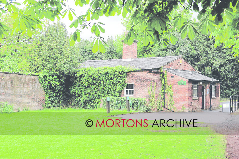 WD555179@20 norton 26 
 Norton Prioy 
 Keywords: cheshire, date 6/2/10, feature norton priory, issue apr, Kitchen Garden, month apr, Mortons Archive, Mortons Media Group, other walled garden, person(s) name john budworth, place norton priory museum and gardens, publication kg, quince, runcorn, year 2010