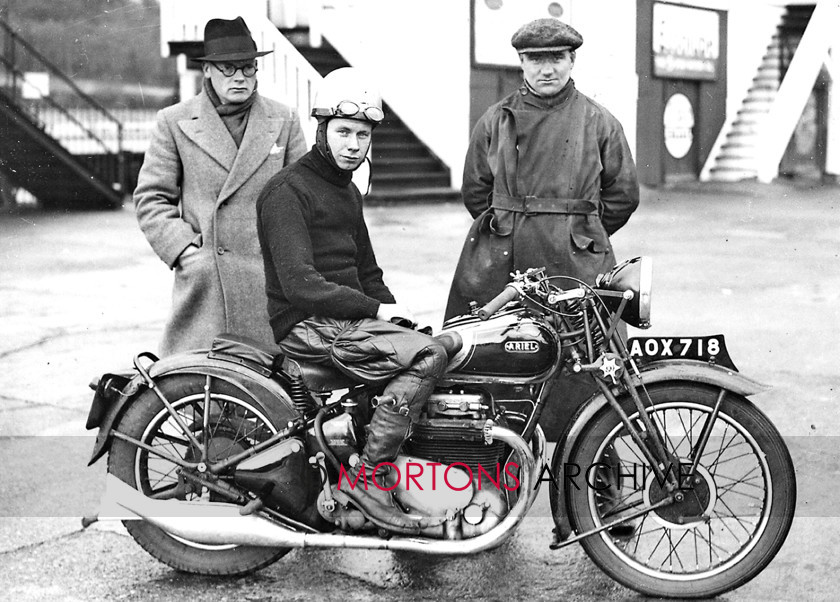 014 Ariel Square Four 04 
 1935 Brooklands Freddie Clark attempts the 10 to 100mph - he managed to reach 99.22mph 
 Keywords: Archive feature, Ariel, June, Mortons Archive, Mortons Media Group Ltd, Old Bike Mart, Square Four