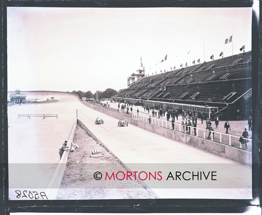FRENCH GP 1925 16 
 The 1925 French Grand Prix 
 Keywords: Mortons Archive, Mortons Media Group, Sept 11, Straight from the plate, The Classic MotorCycle