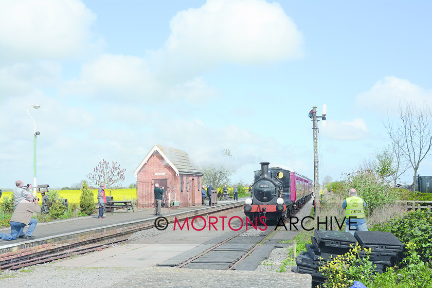 010 30585 LWR 
 Visiting LSWR 2-4-0WT No. 30585 approaches Ludborough 
 Keywords: 2014, Heritage Railway, Issue 189, Mortons Archive, Mortons Media Group Ltd