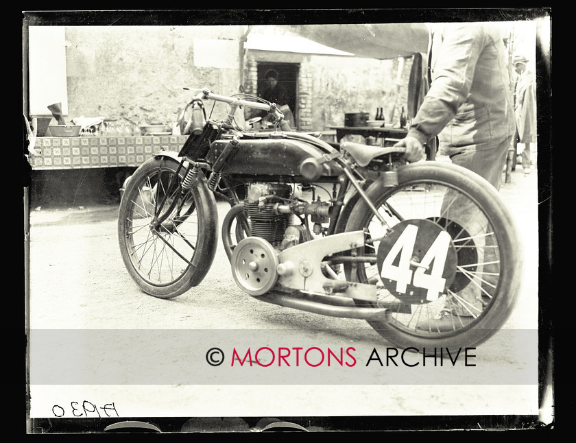 047 SFTP Jan 2014 10 
 1923 Grand Prix - 
 Keywords: 1923, French Grand Prix, Glass Plates, January, Mortons Archive, Mortons Media Group Ltd, Straight from the plate, The Classic MotorCycle