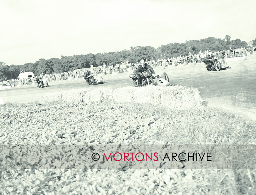 062 SFTP 06 
 1954 Ibsley Airfield racing - 
 Keywords: 2012, Mortons Archive, Straight from the plate, The Classic MotorCycle