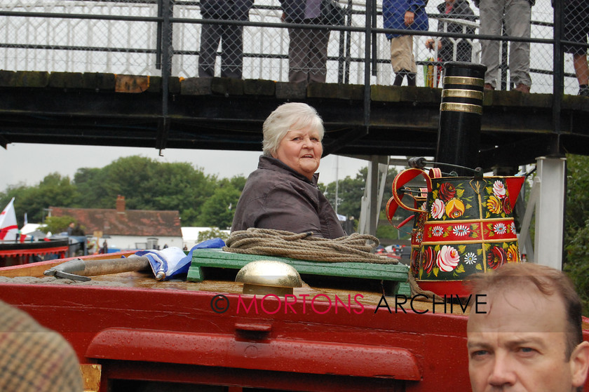 Braunston rally 2014 (48) 
 Please enjoy our album of photos from the Braunston Historic Narrowboat Rally and Canal Festival over the weekend of June 28-29, 2014. The annual event at Braunston Marina was preceded by a Centennial Tribute to the Fallen of Braunston in the First World War which took place at Braunston War Memorial and was led by the Rev Sarah Brown with readings by Timothy West and Prunella Scales. Visitors to the rally also included Canal & River Trust chairman Tony Hales on Saturday and chief executive Richard Parry on Sunday. 
 Keywords: 2014, Braunston Rally, June, Mortons Archive, Mortons Media Group Ltd, Towpath Talk