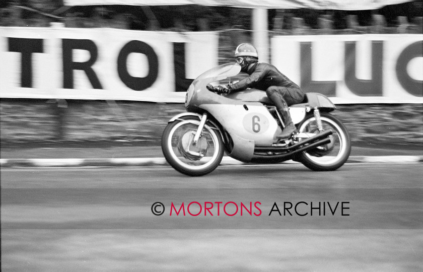 NNC 1966 TT 2T 18a 
 Giacomo Agaostini 1966 TT practice. 
 Keywords: 1966, 1966 TT Practice, Action, Giacomo Agostini, Isle of Man, Mortons, Mortons Archive, Mortons Media Group Ltd, MV4 500cc, Nick Nicholls